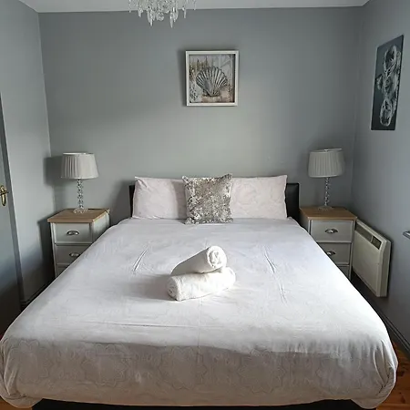 Town Center Apartment
